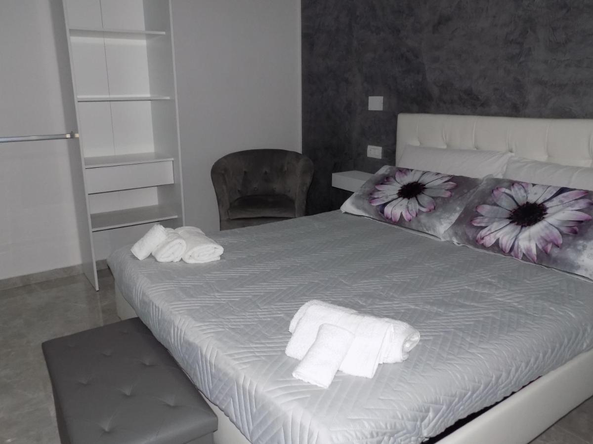 Casa Sanabria Otel Bari Dış mekan fotoğraf